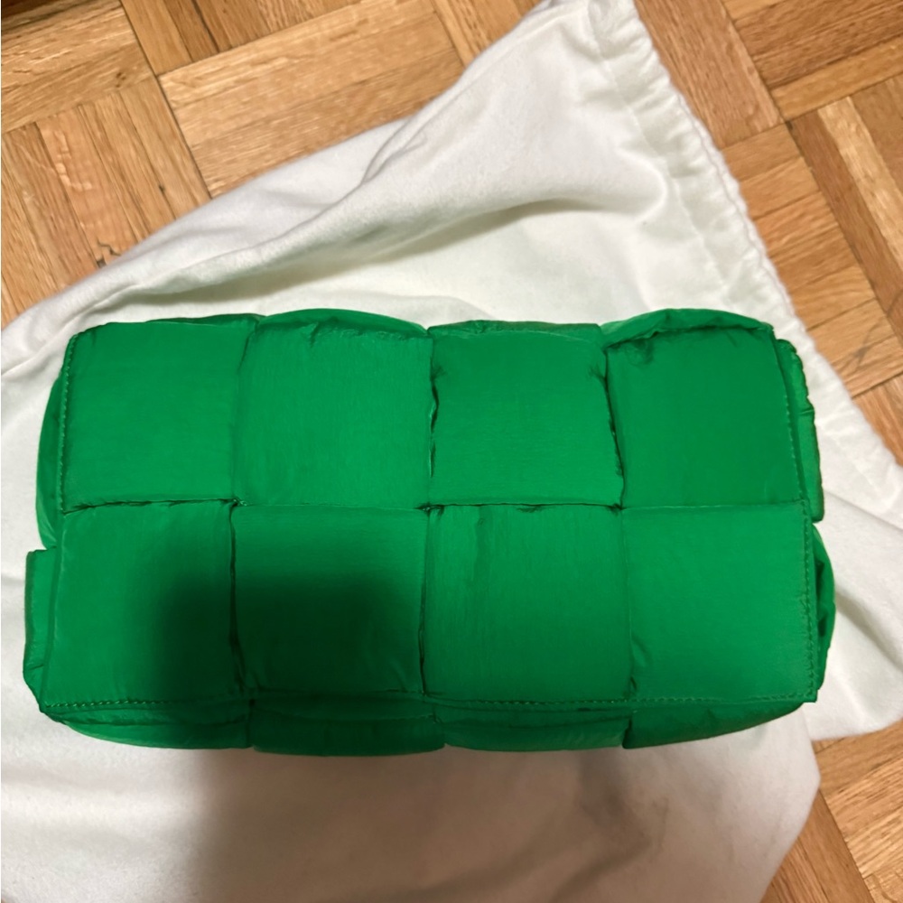 Authentic Bottega Veneta Parakeet Green Nylon Padded Cassette Bag